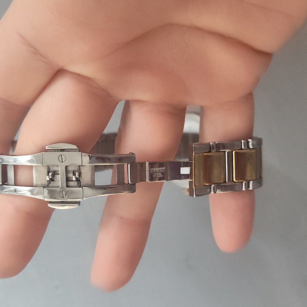 Kate Spade Watch - Picture 5 of 5